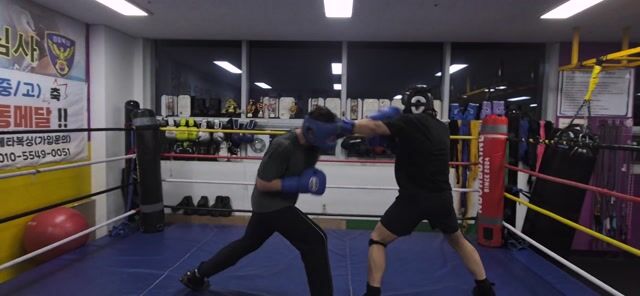메타복싱 vs 아저씨들 스파링^^